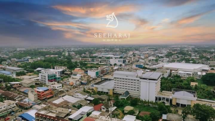 Seeharaj Hotel Uttaradit Exteriör bild